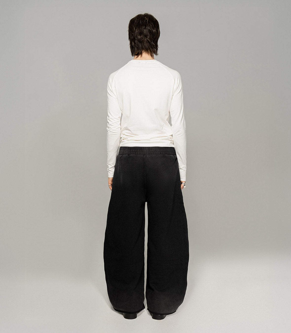 Low-Rise Baggy Sweatpants