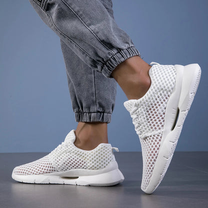 Nova Mesh Sneakers
