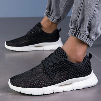 Nova Mesh Sneakers